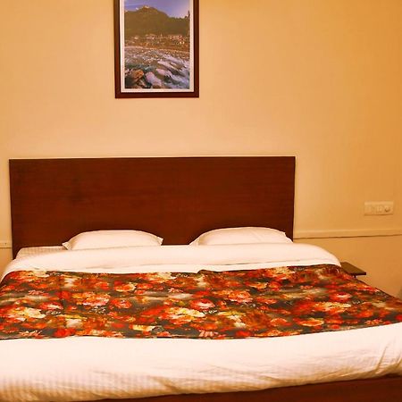 Gobind Bhawan Heritage Hotel หริทวาร ภายนอก รูปภาพ