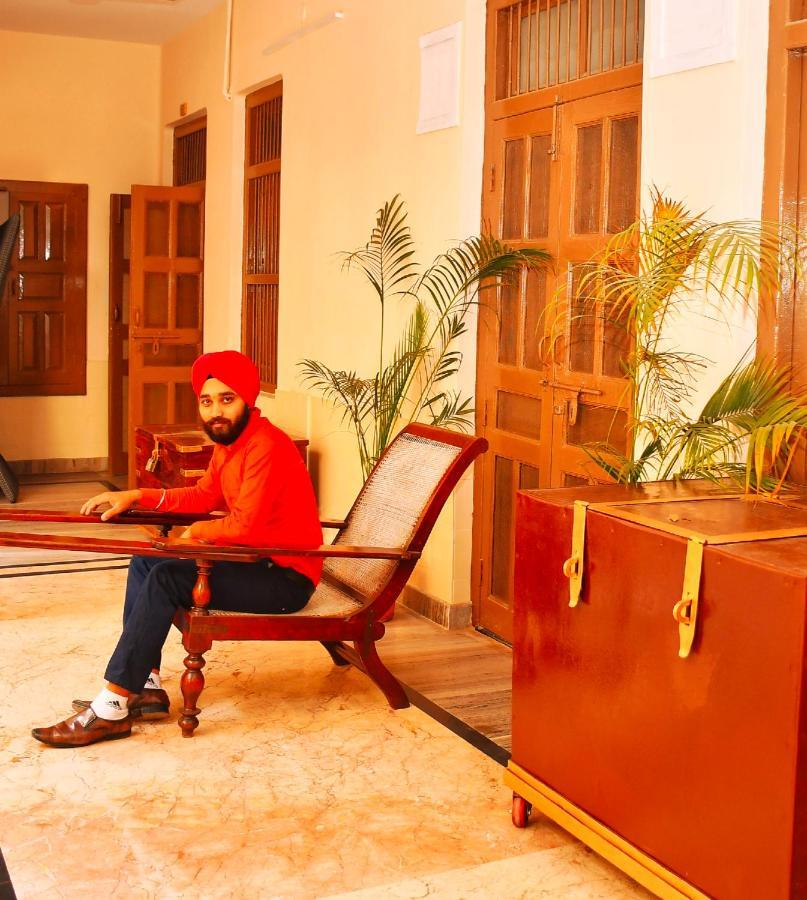 Gobind Bhawan Heritage Hotel หริทวาร ภายนอก รูปภาพ