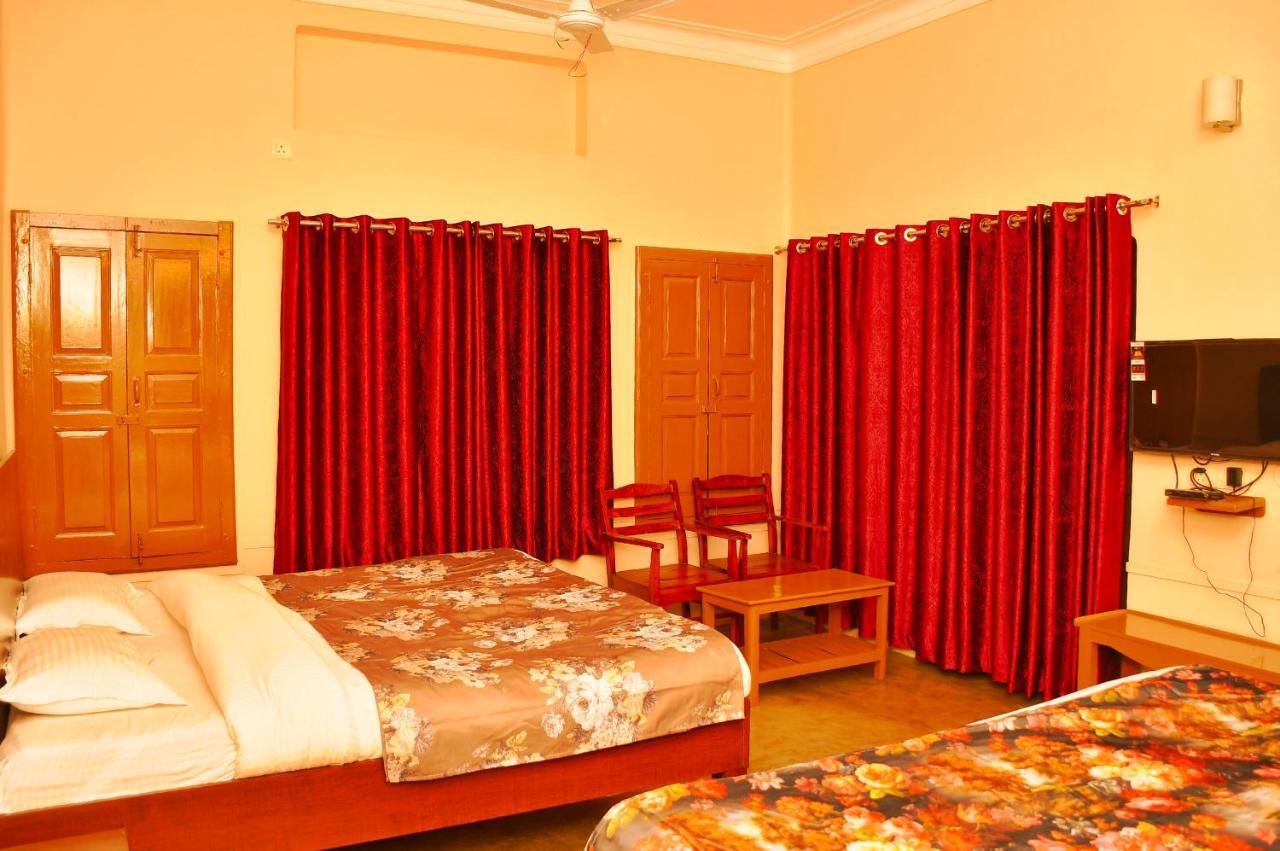 Gobind Bhawan Heritage Hotel หริทวาร ภายนอก รูปภาพ