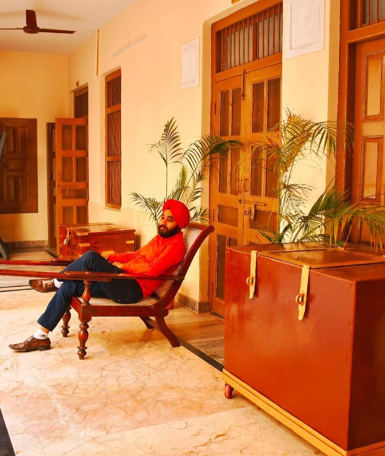 Gobind Bhawan Heritage Hotel หริทวาร ภายนอก รูปภาพ